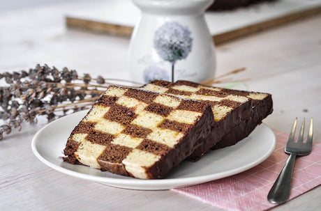 Checkerboard cake